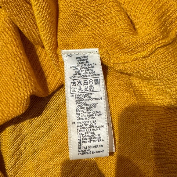 Forever 21 Women’s Top NWOT Sz M - Picture 3 of 4